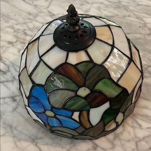 Stained Glass Floral Lamp Shade